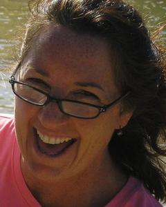 Woman, 68. landsalesman