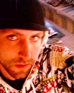 Man, 42. sanilacian