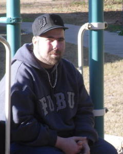Man, 42. BONG744
