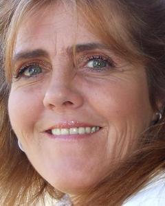 Woman, 61. lonelyred