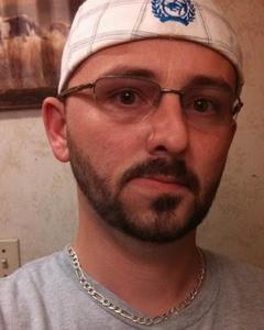 Man, 40. Lee7774623