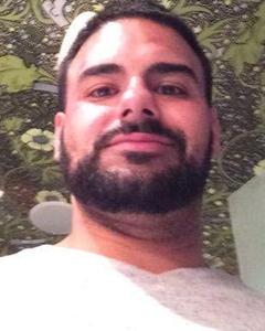 Man, 40. B443467