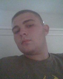 Man, 28. Countryb6871