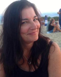 Woman, 43. smile_day1111