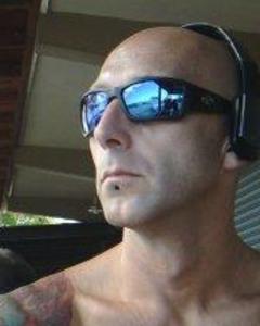 Man, 51. drocksurfntat