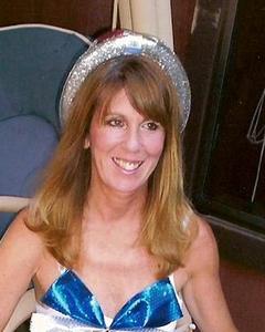 Woman, 64. hairspray877
