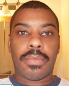 Man, 44. lbc213477