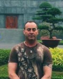 Man, 54. dockeith