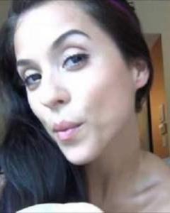 Woman, 34. EliseBatson4