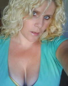Woman, 44. SweetGreySky