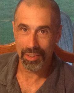 Man, 60. upinair