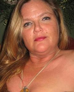 Woman, 60. hippieq