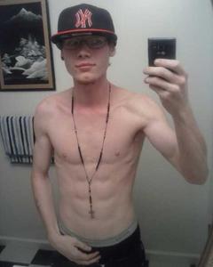 Man, 33. sk8er7532