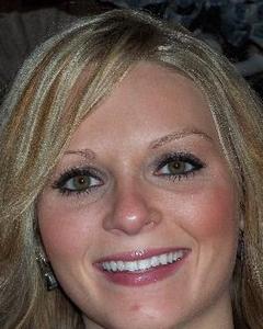Woman, 37. Blondie064723