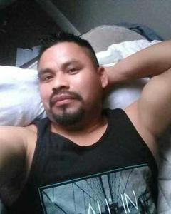 Man, 34. Girl8271