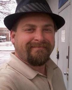 Man, 53. Ilovewomen2722