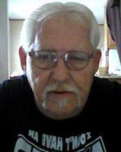 Man, 70. BULLDOG696520
