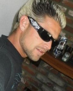 Man, 39. FAMEWETS