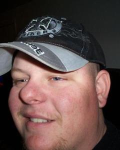 Man, 44. ezgo208