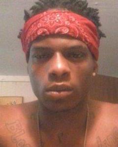 Man, 33. Bandana7083