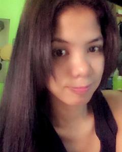 Woman, 33. issay