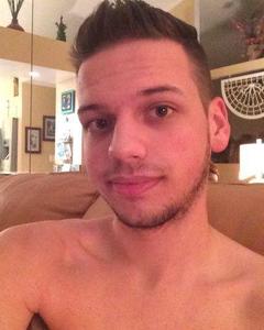Man, 30. D4r2ew