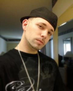 Man, 40. italiano850764