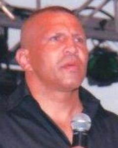 Man, 54. komateo