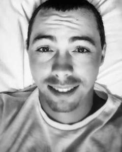 Man, 32. jdemette