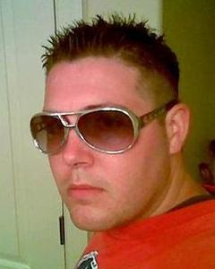 Man, 45. Stung37