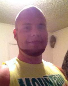 Man, 34. Jaketilesetter