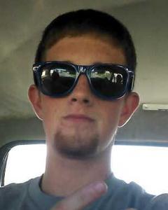 Man, 29. CollierTheBall