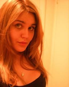 Woman, 37. curiousgirlk88