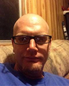 Man, 44. jamersen