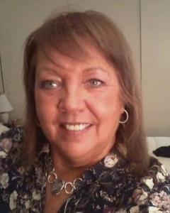 Woman, 68. BeautifulL8046