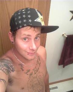 Man, 37. moto414822
