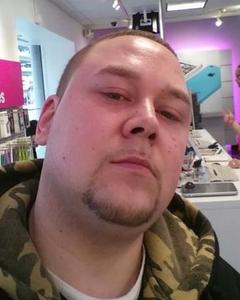Man, 42. Locx