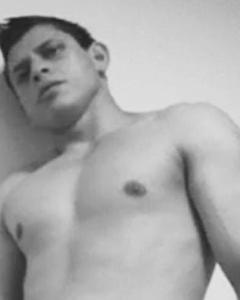 Man, 44. Pollo3327