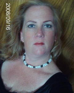 Woman, 56. katt058