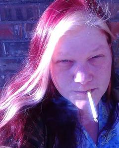 Woman, 43. tinylynn31