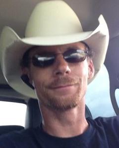 Man, 51. Country_bo0645
