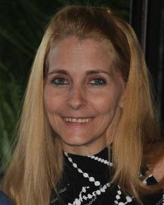 Woman, 56. lippy718