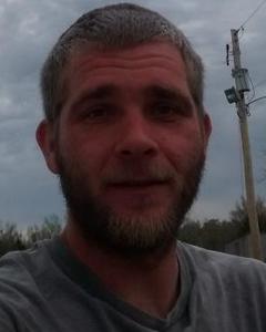 Man, 38. pat10in