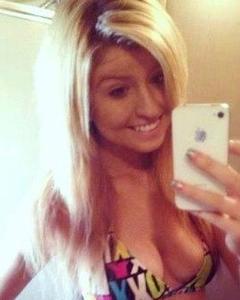 Woman, 33. KarleeRay8