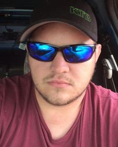 Man, 35. Garrbear6082