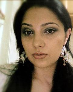 Woman, 47. bsilueta3