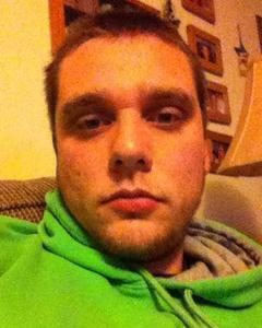 Man, 32. Findle12