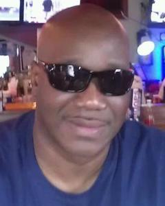Man, 51. bronzedon