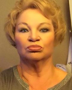 Woman, 82. Darb7005