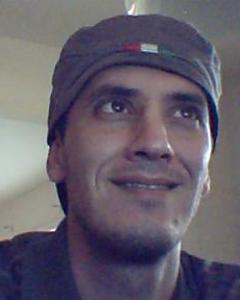 Man, 100. mms899